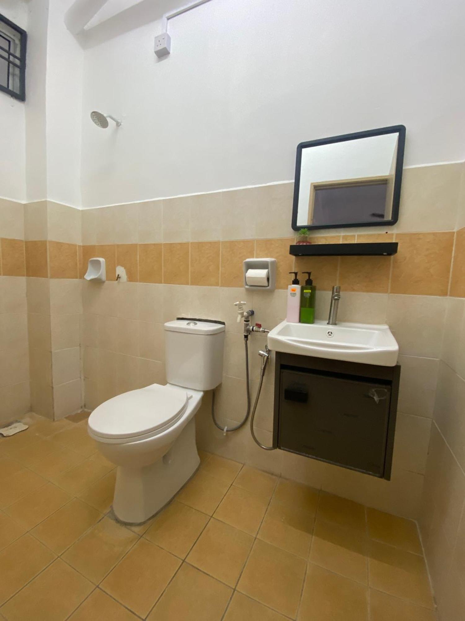 Villa Comfy Sutera Seberang Jaya à Kampong Belah Dua Extérieur photo